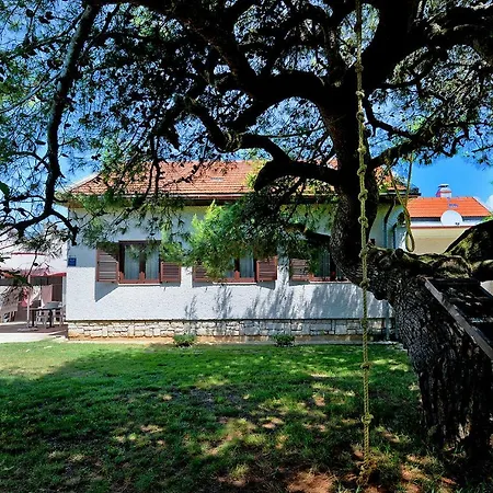 Daire Milka 1950 Fažana